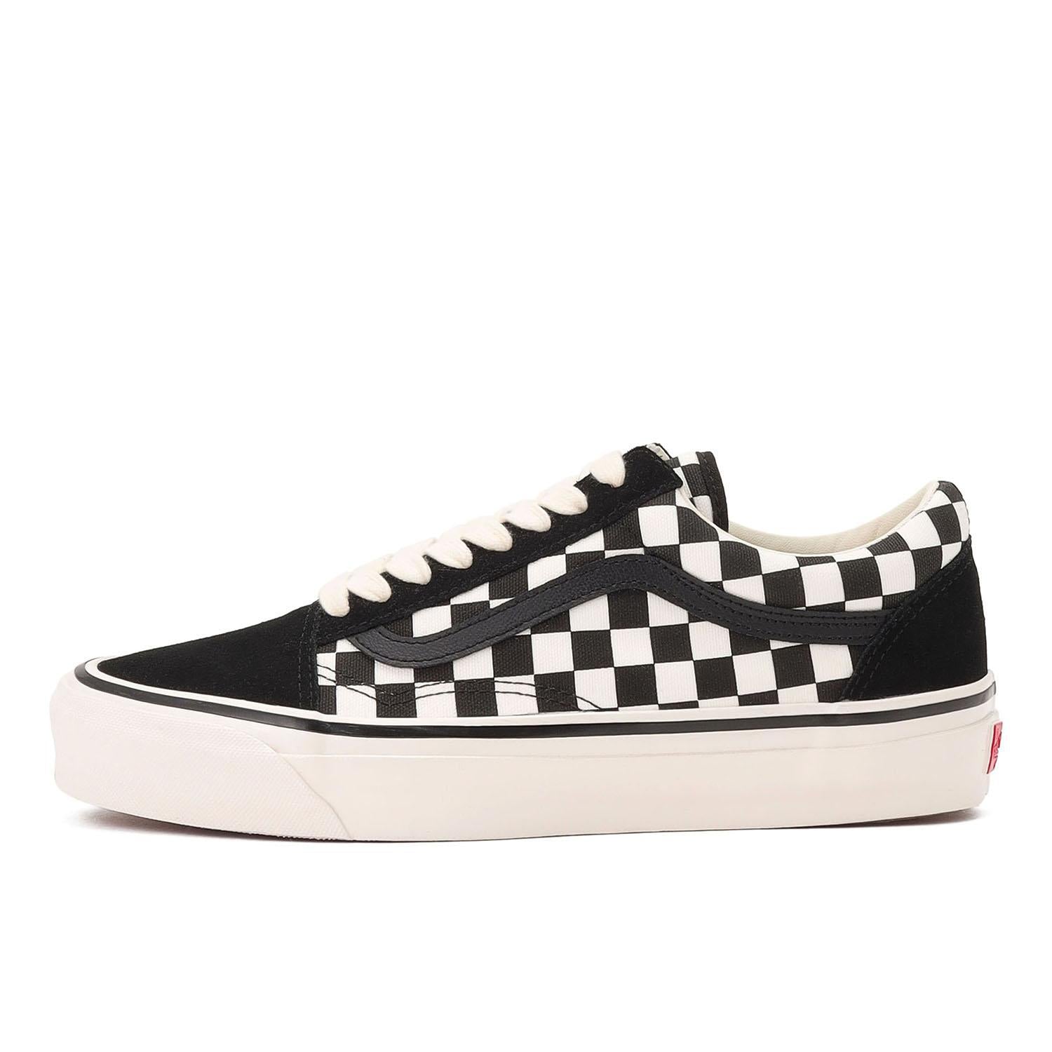 VN000D56BZW Vans Premium Old Skool Checkerboard Black White (Men's)
