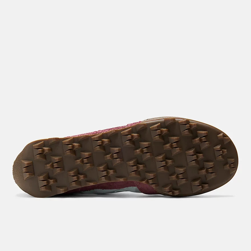 UGTR1LB Basketcase Ã New Balance Gator Run Washed Burgundy/Frosted Glass (Men's)