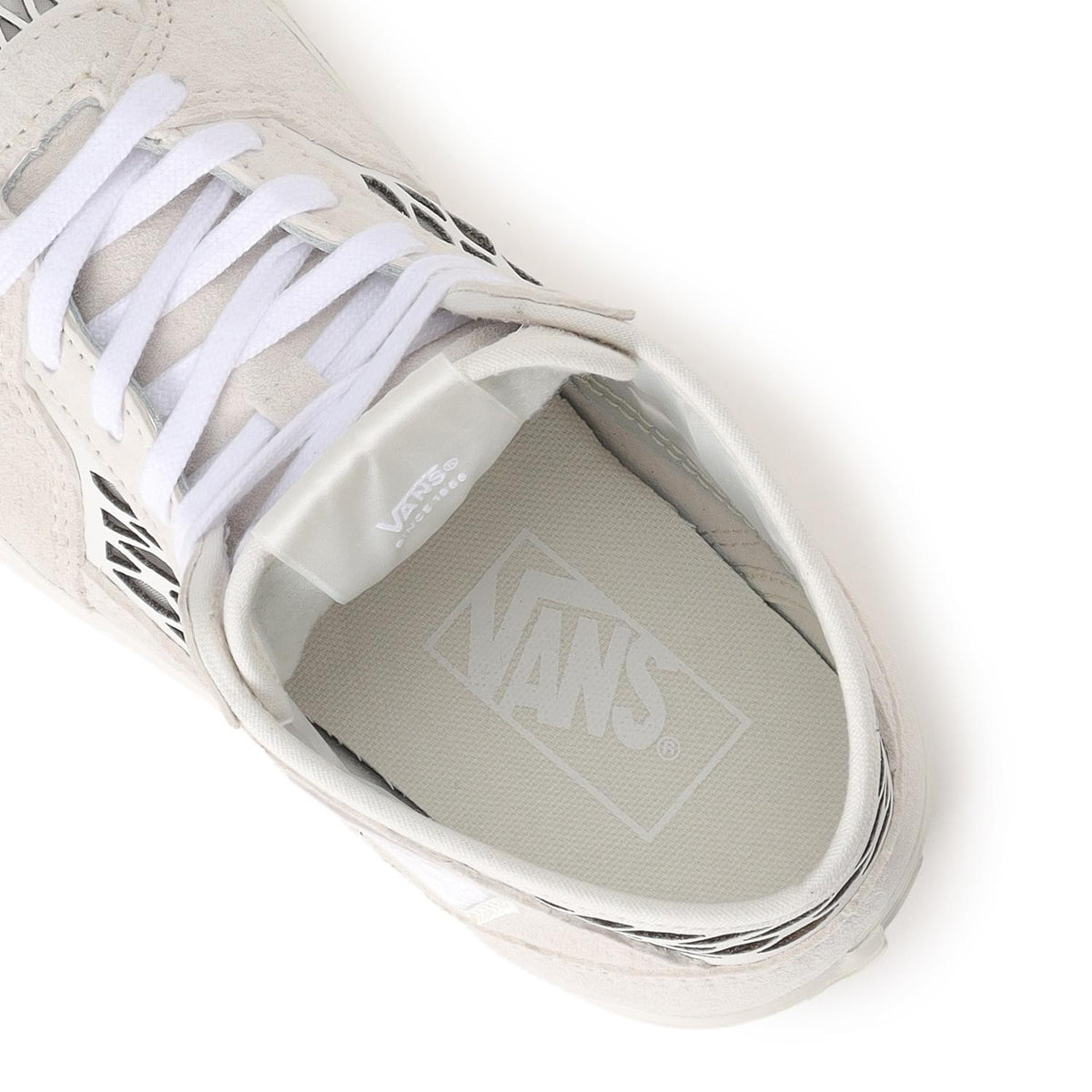 VN000EKMCCZ Vans Half Cab Decon "Marshmallow"