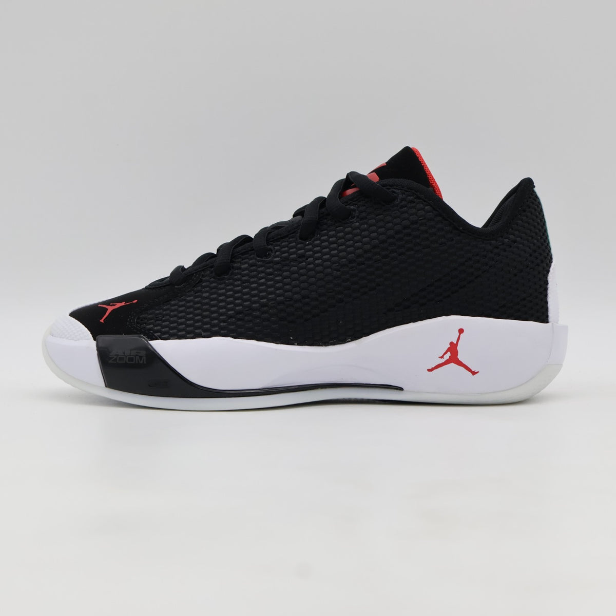 IF1611-001 Nike Luka 77 Bred Basketball Shoes Black White University Red (Menâs)