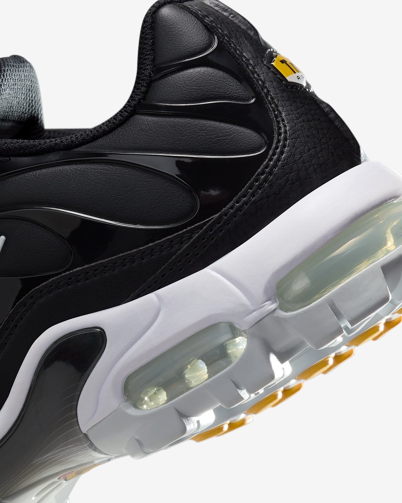 FZ4150-001 Nike Air Max Plus Golf Black Gold Salsa Red White (Men's)