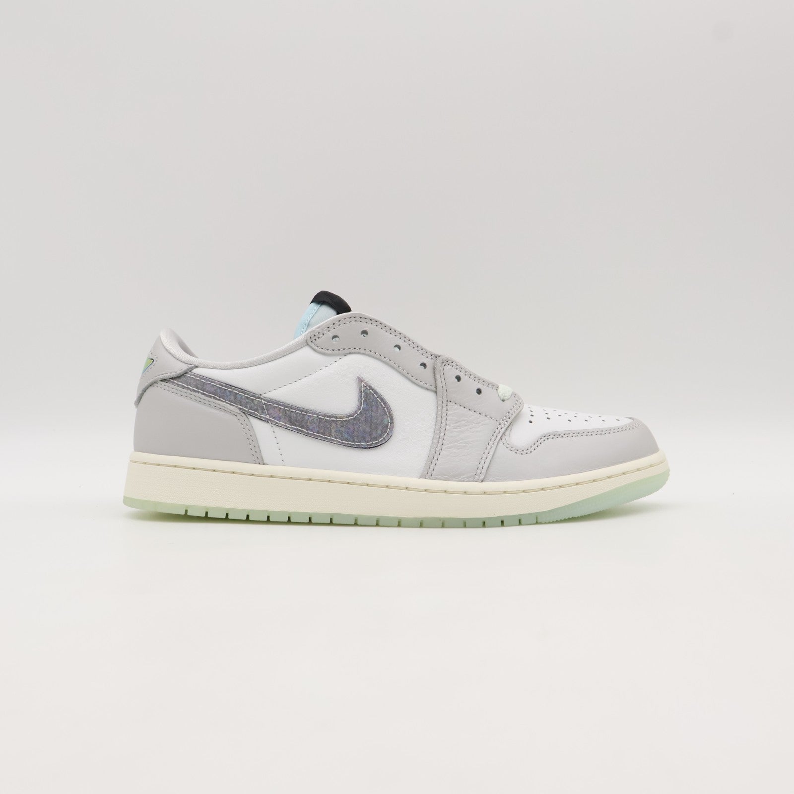 HF3144-100 Nike Air Jordan 1 Retro Low OG Lunar New Year Photon Dust (Men's)