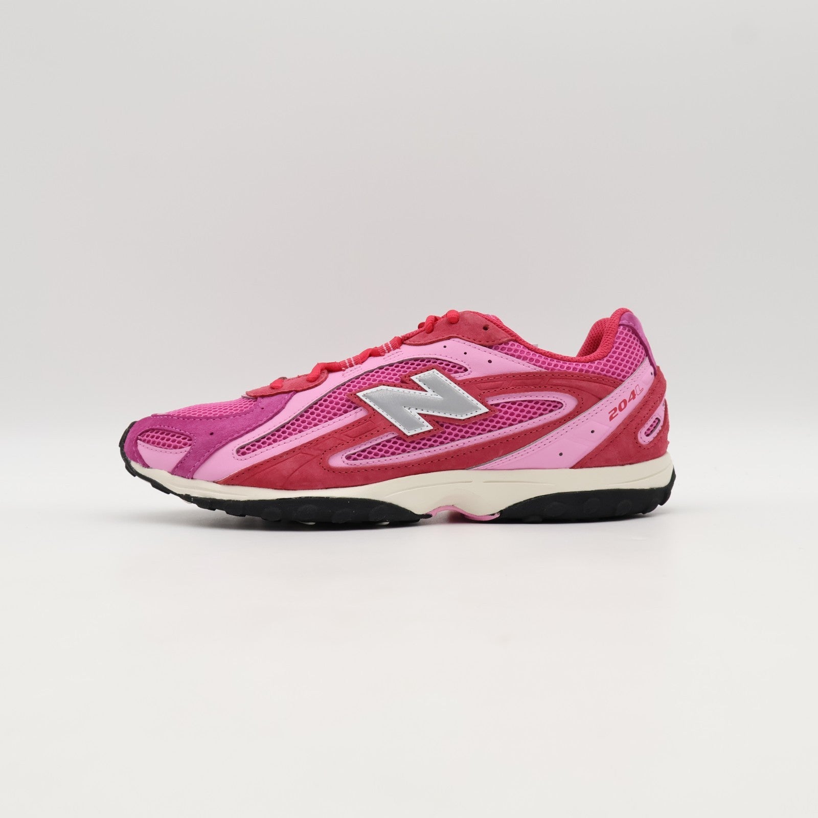 U204LKTH KITH New Balance 204 Camellia (Men's)