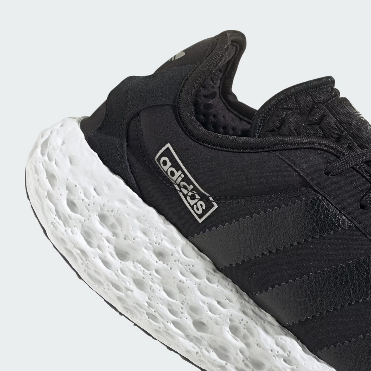 JQ2547 adidas Zponge Core Black/Matte Silver/Supplier Colour (Men's)