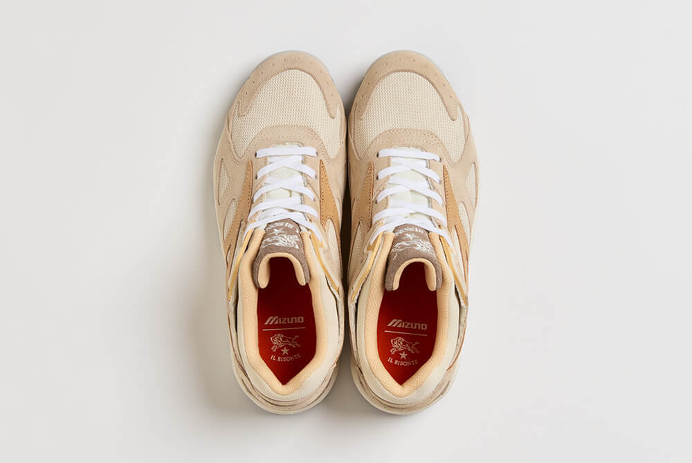 D1GG240201 IL BISONTE Mizuno Sky Medal Beige (Men's)