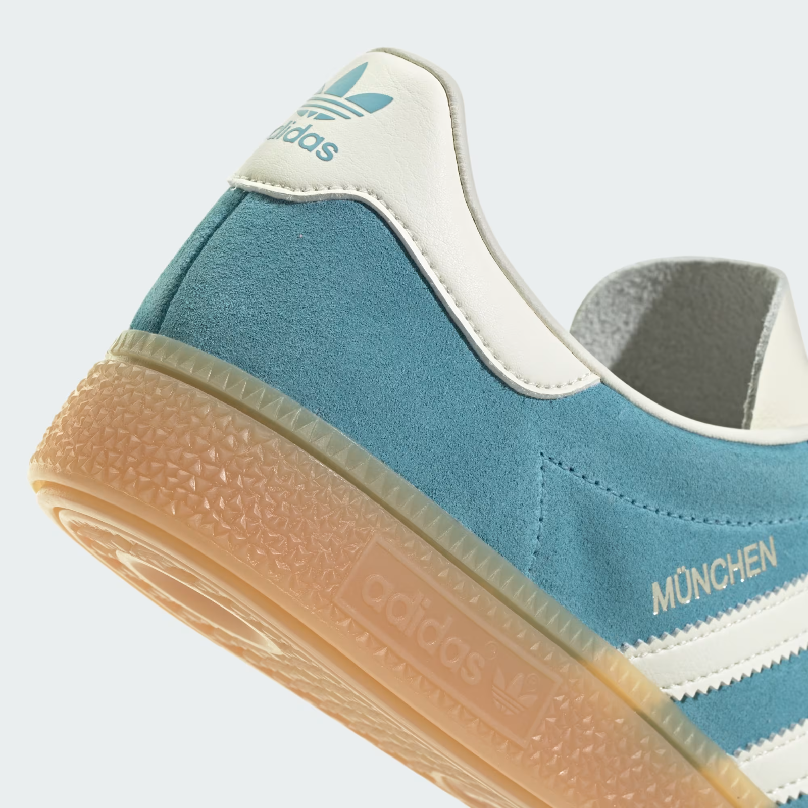 JS3991 adidas Originals Munchen Prilabdo Blue Off White Silver Metallic (Men's)