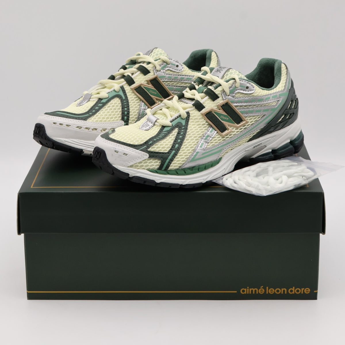 M1906RL1 AimÃ© Leon Dore New Balance 1906R Jade White Green Gold Silver (Men's)