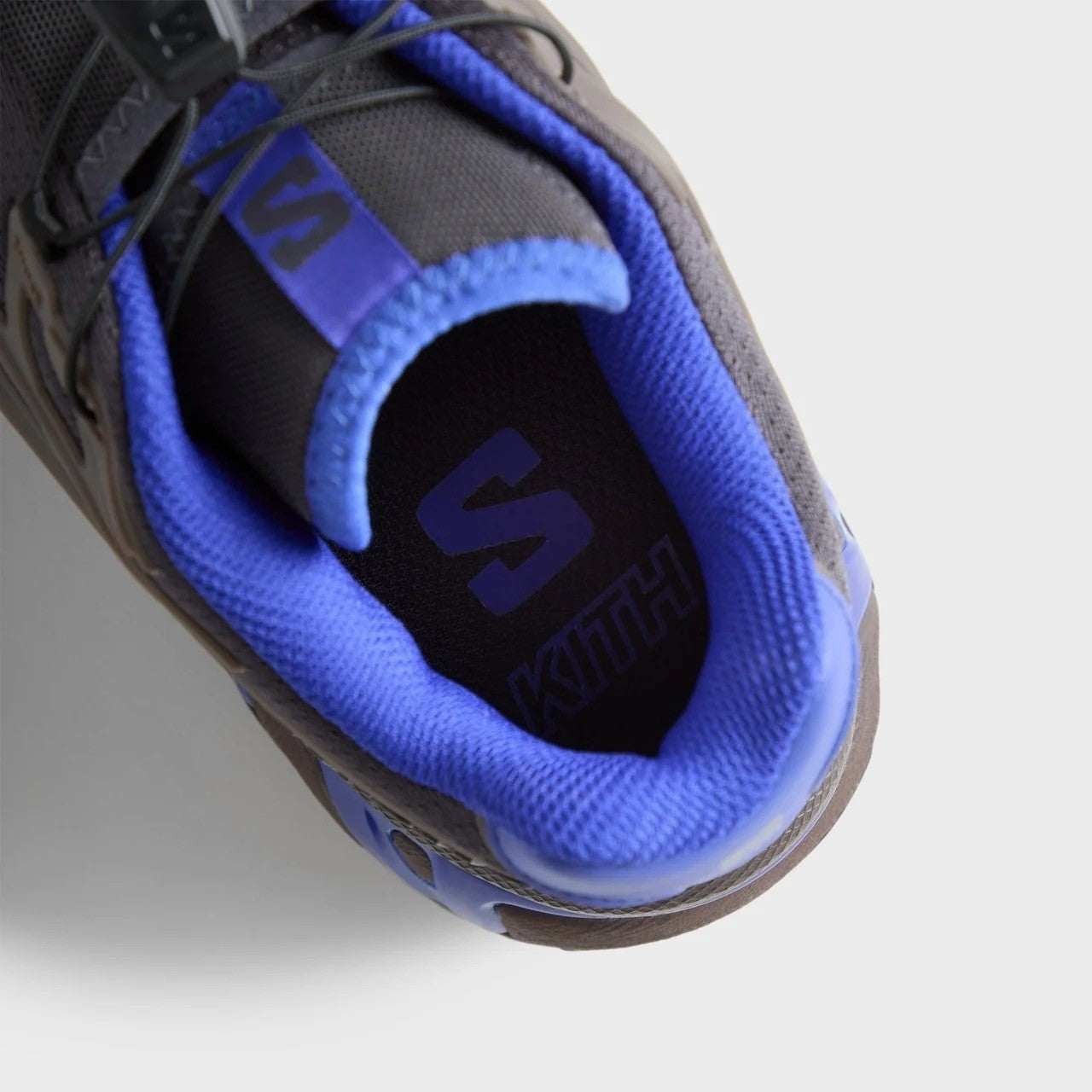 L45568900 KITH Ã Salomon XT-EVO "Black Coffee/Excalibur/Bluing" (Men's)