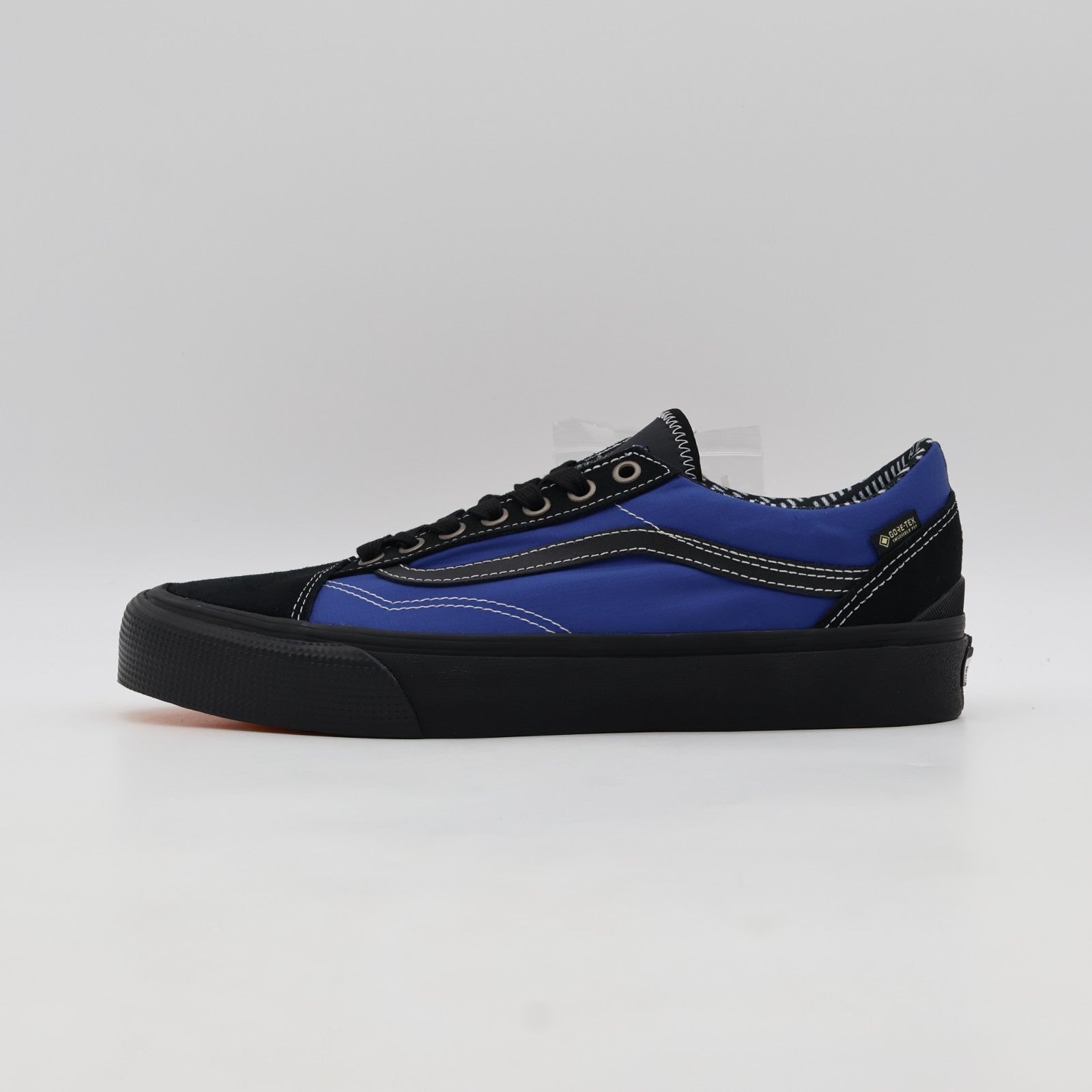 VN000DCDY61 Vans Old Skool GORE-TEX Outdoor Black Blue (Men's)