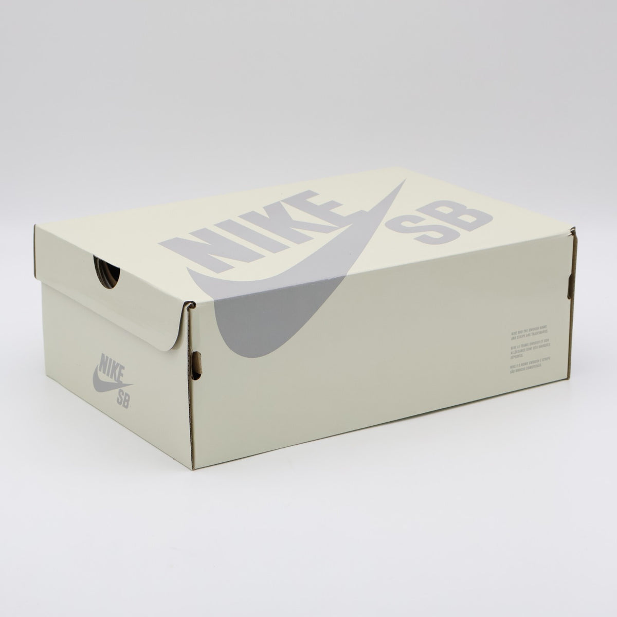 HJ3386-300 Alexis Sablone Nike SB Dunk Low Pro White and Pacific Moss (Men's)