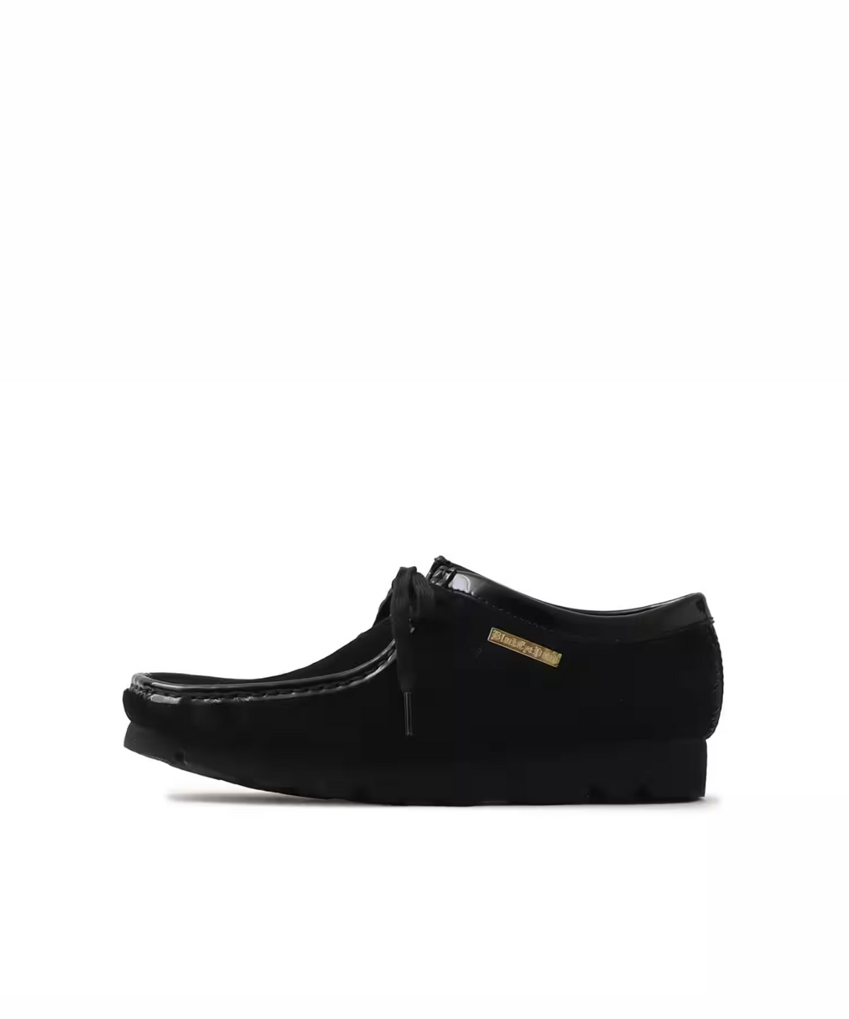 26187743 atmos BlackEyePatch Clarks Wallabee Black Hair (Men's)