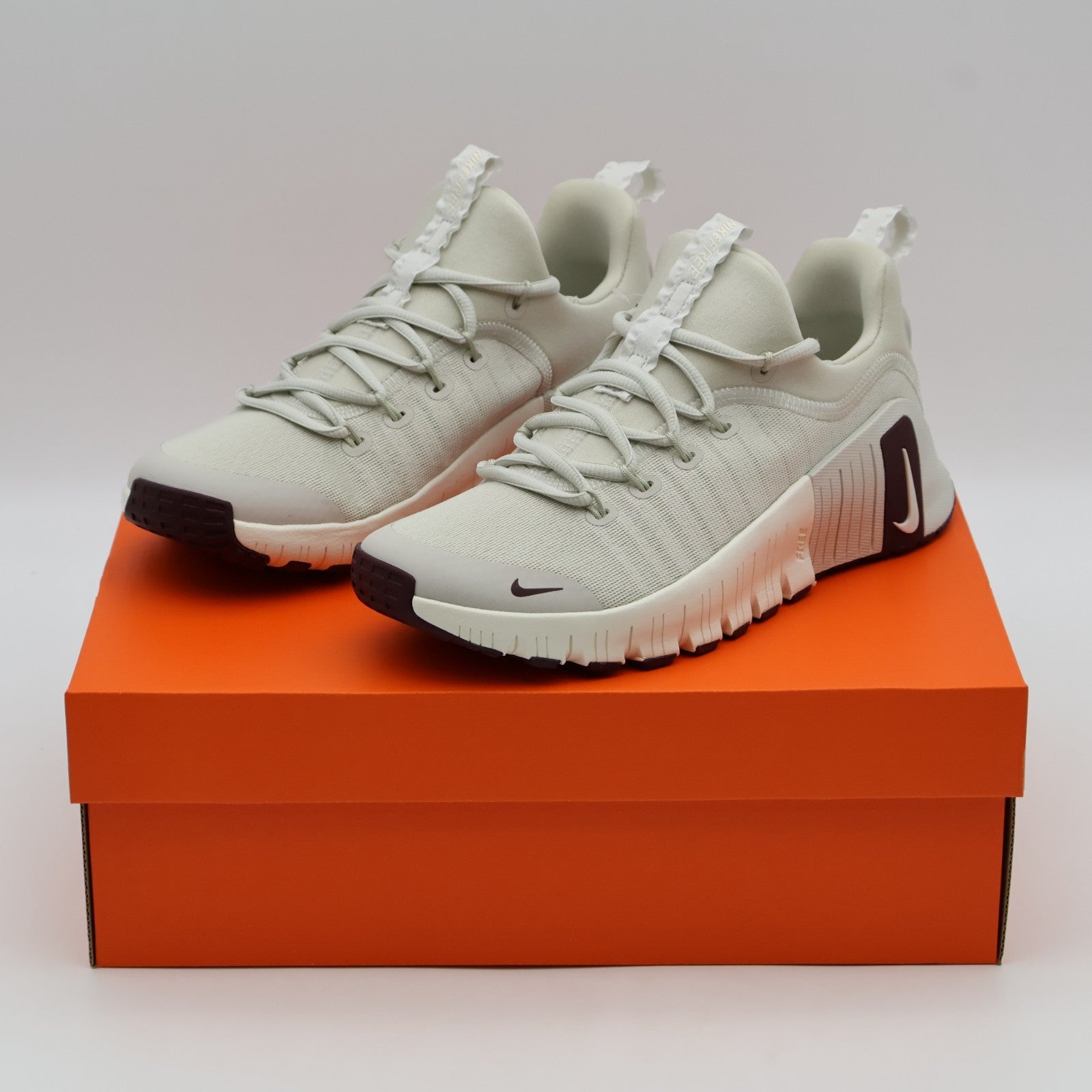 IH3589-072 Nike Free Metcon 6 SE  Workout Shoes Light Bone (Womenâs)