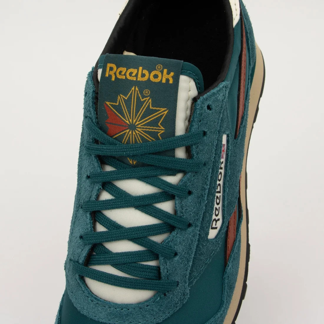 100231049 Reebok AZTEC 2 Retro Teal (Men's)