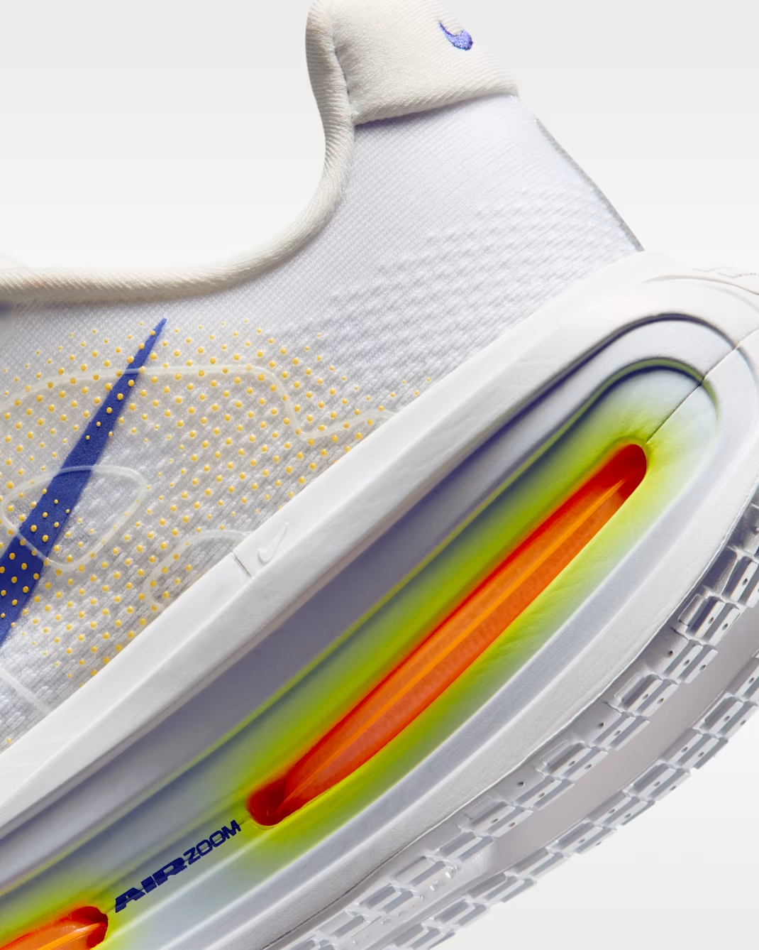 HQ2050-101 Nike Vomero Premium "White/Total Orange/Lapis"