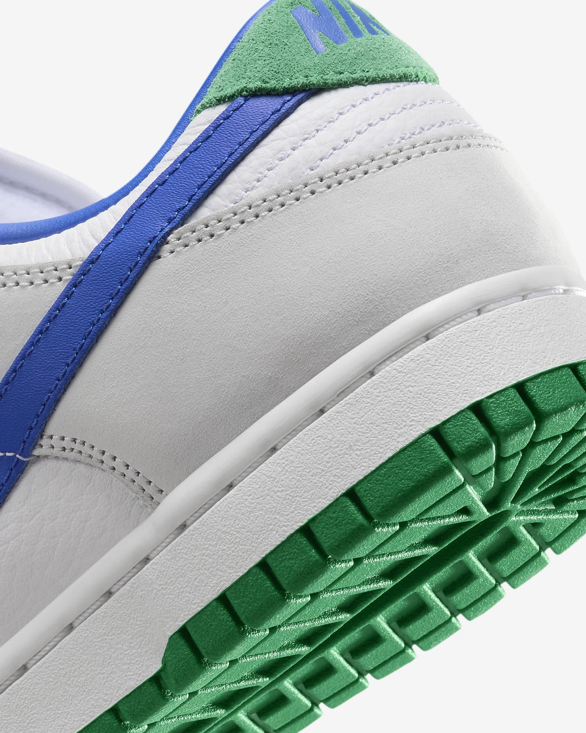 FB7910-100 Nike Dunk Low Tennis Classic (Women's)