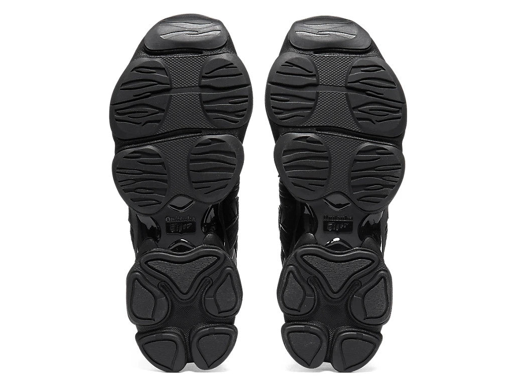 1183C618-001 Onitsuka Tiger TIGRUN BLACK BLACK (Men's)