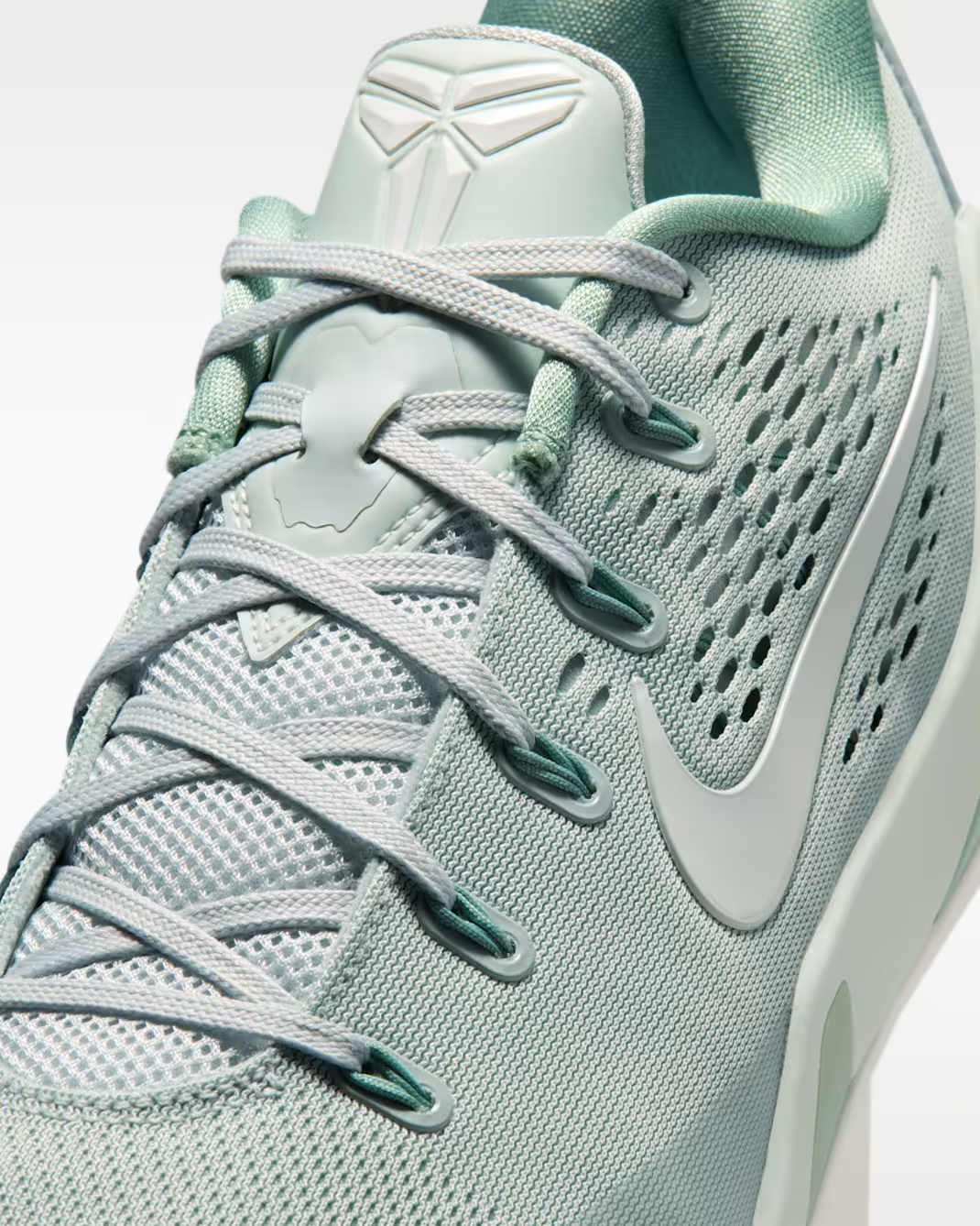 IH1401-003 Nike Kobe 9 Elite Low EM Protro Steam (Men's)