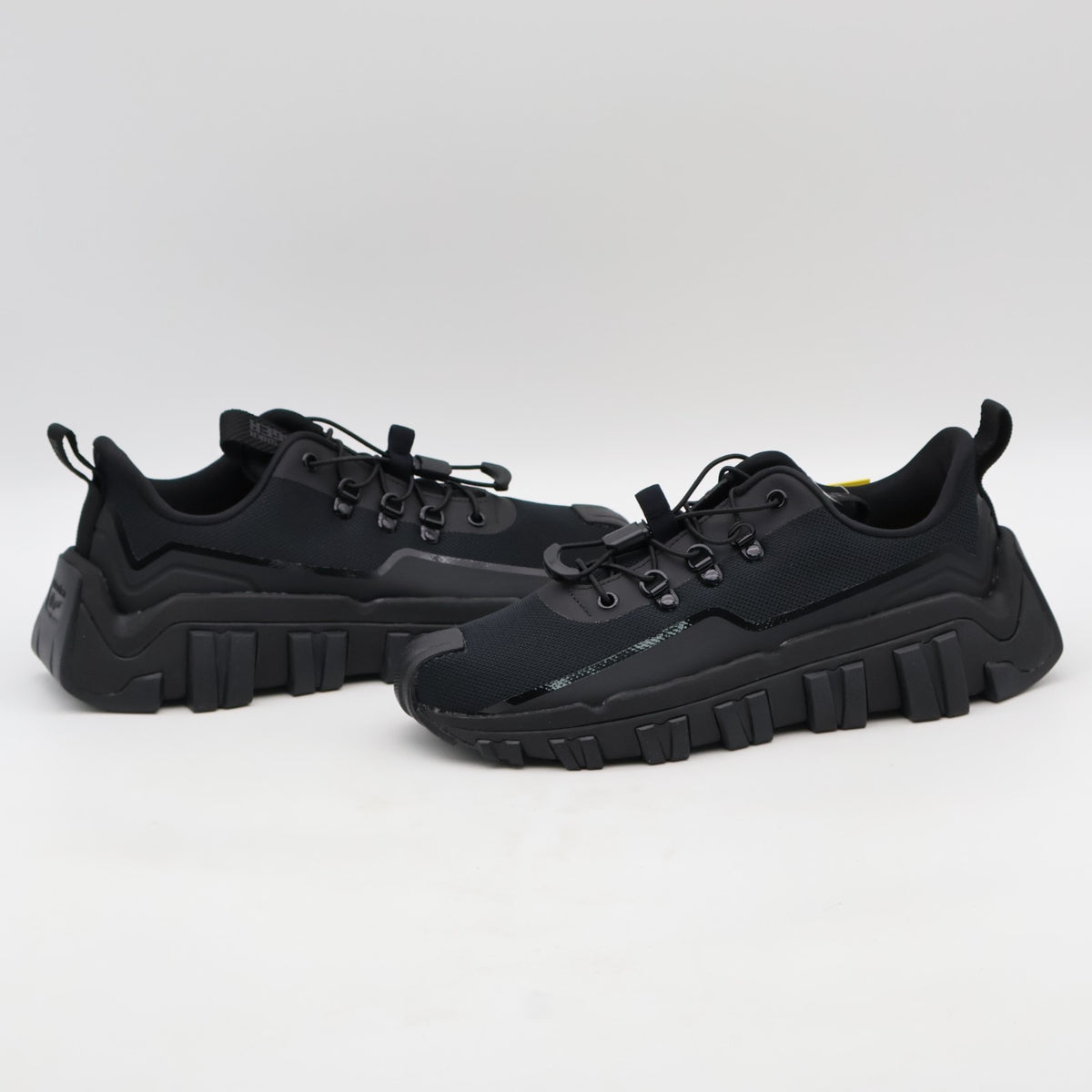1183C450-001 ONITSUKA TIGER CRESTY FLEK BLACK BLACK (Men's)