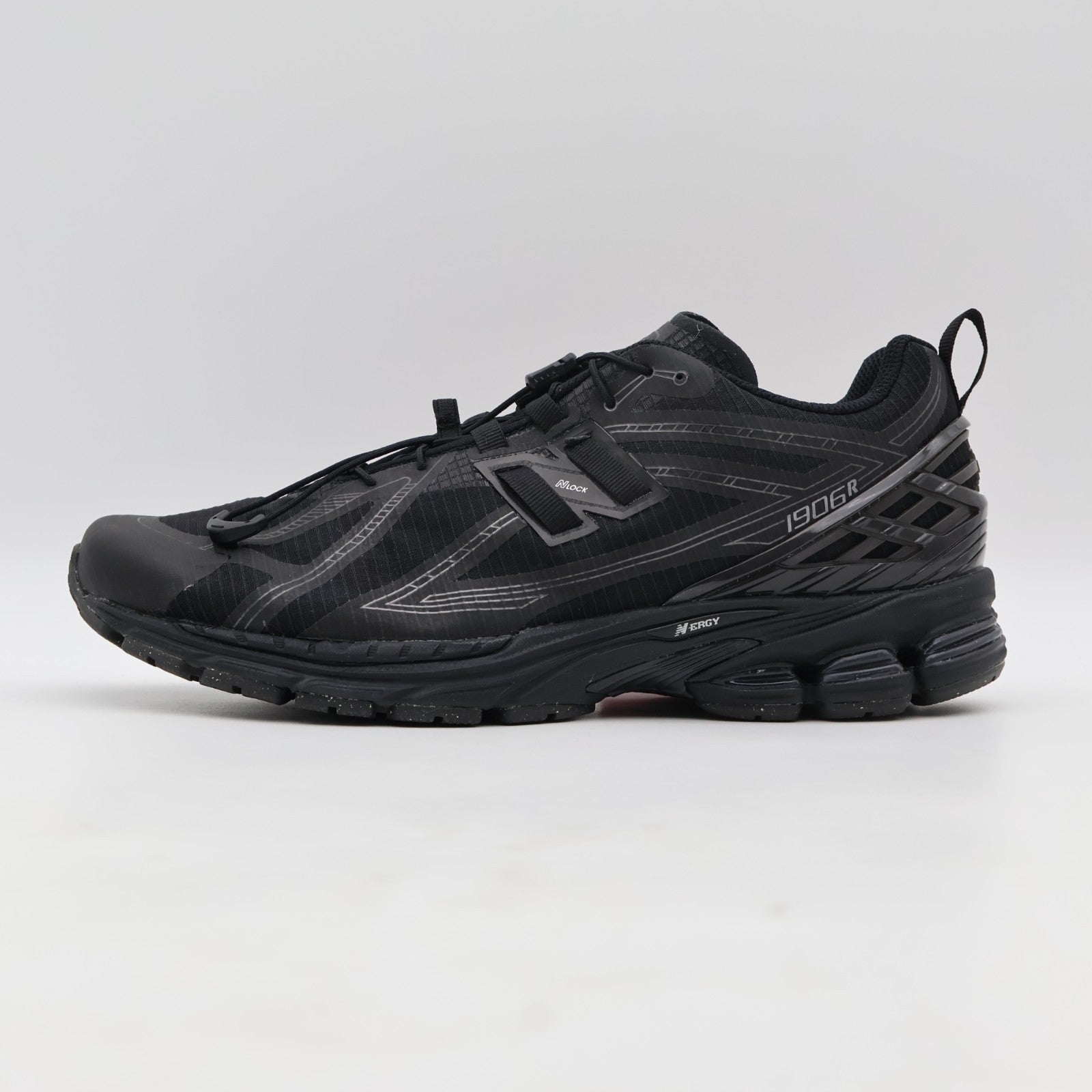 U1906RNB New Balance 1906R Triple Black (Men's)