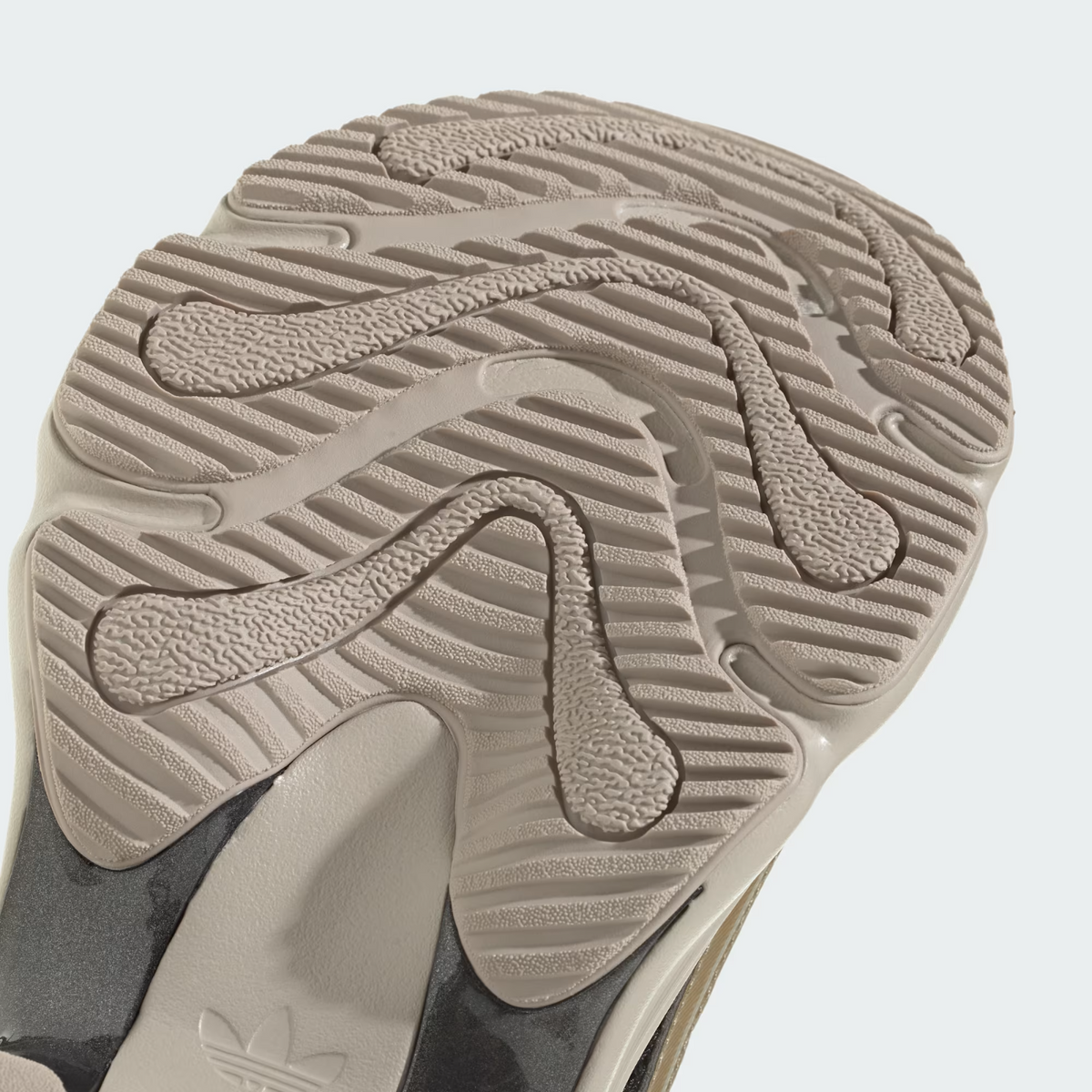 KI0583 adidas Originals Ozvenuz Core Black Cyber Metallic Wonder Beige (Women's)