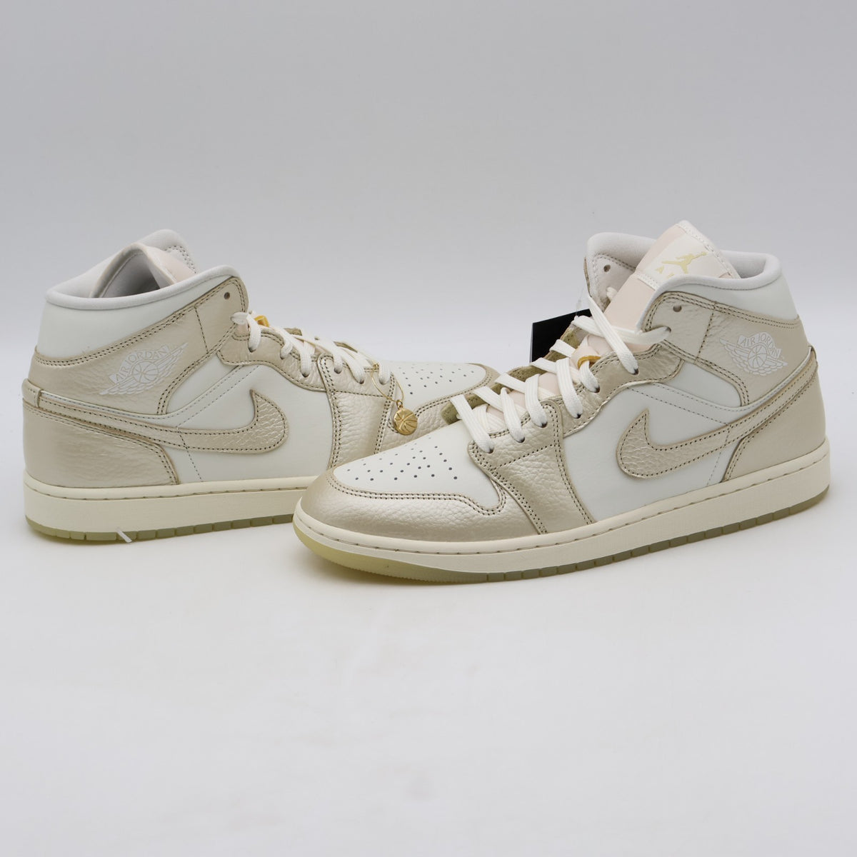 HV5159-100 Nike Air Jordan 1 Mid Metallic Team Gold ( Women's )