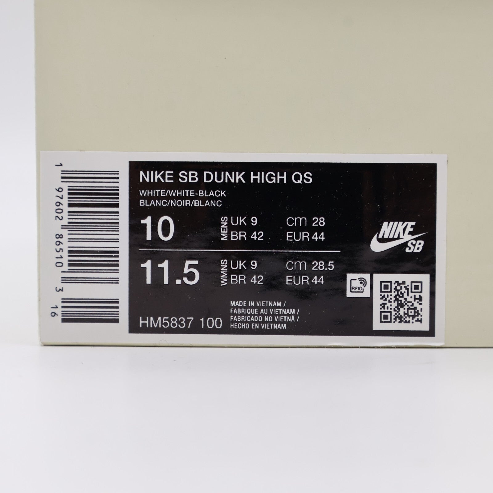 HM5837-100 ANTIHERO Ã Nike SB Dunk High QS White (Men's)