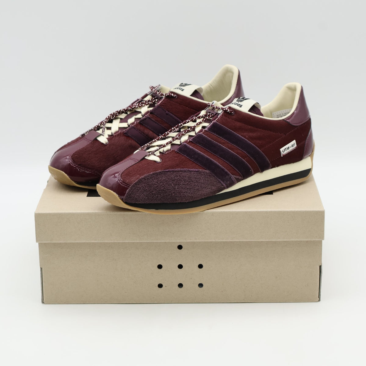 JH9011 Song for the Mute adidas Originals Country OG Maroon Core Black (Men's)