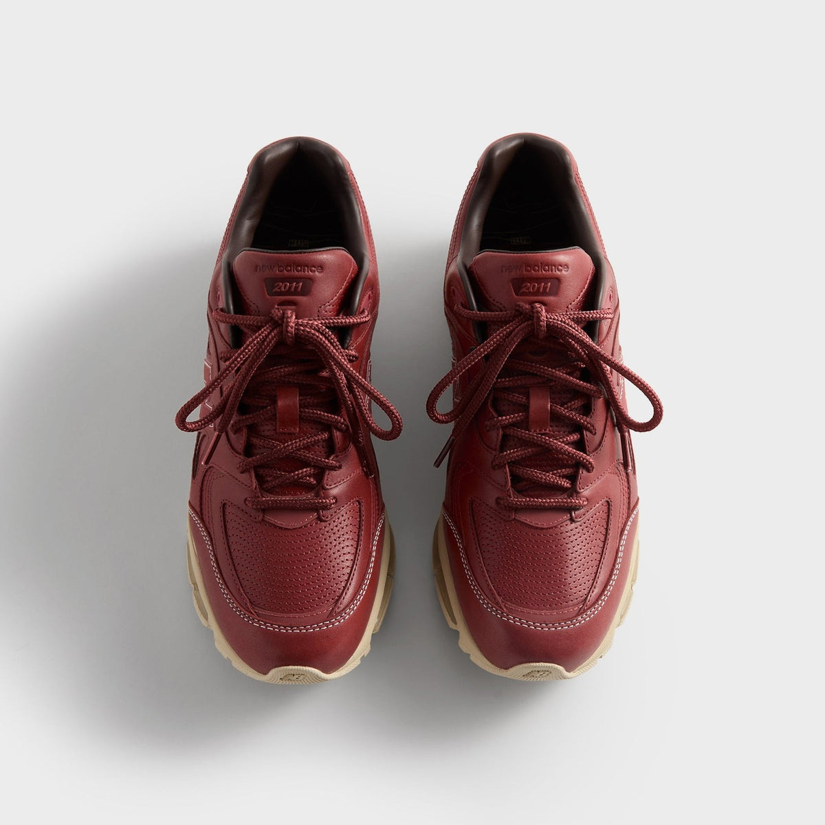 U20118V9 U20118V9 KITH Ã New Balance 2011 Bossa Nova/Breakfast Tea (Men's)