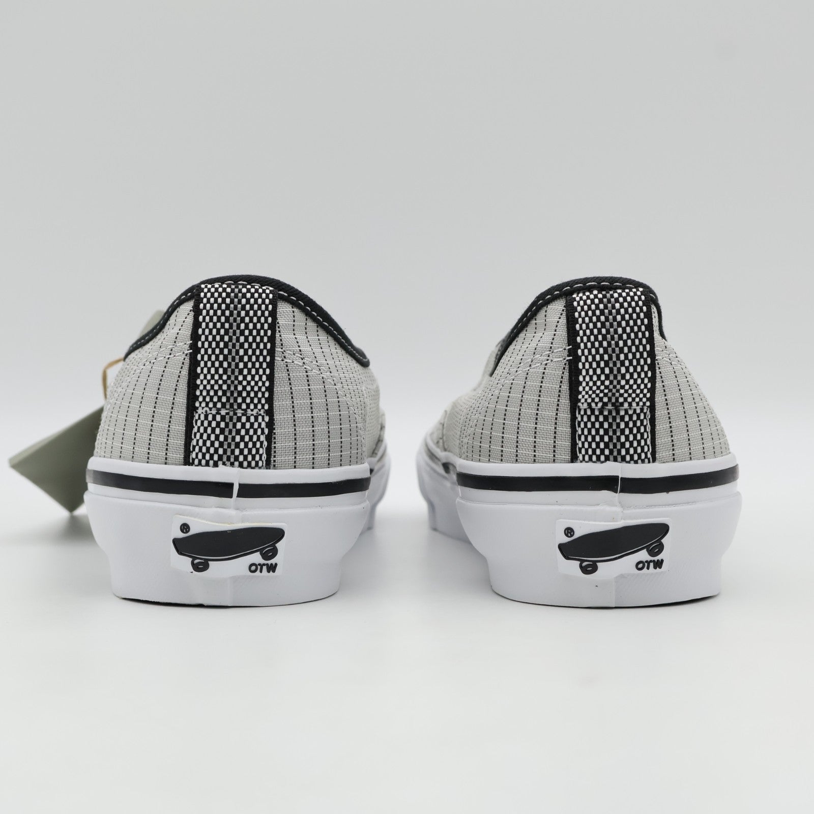VN000EH1BA2 OTW by Vans Authentic 44 HT Vibram Black White (Men's)