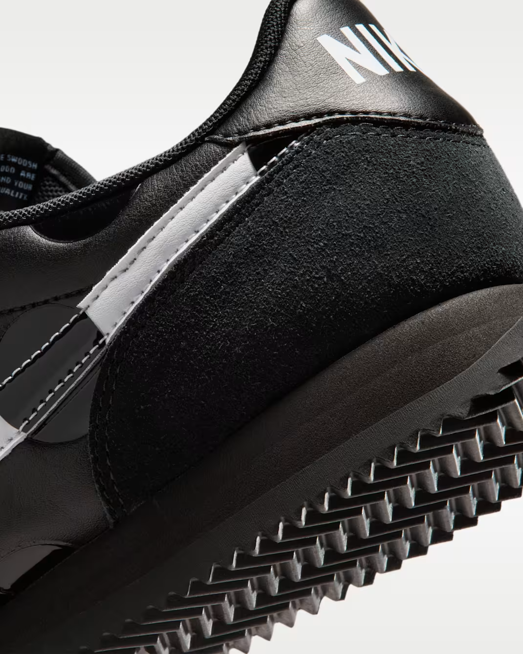 IR1332-001 Nike Women's Cortez "Polka Dot/Black/White"
