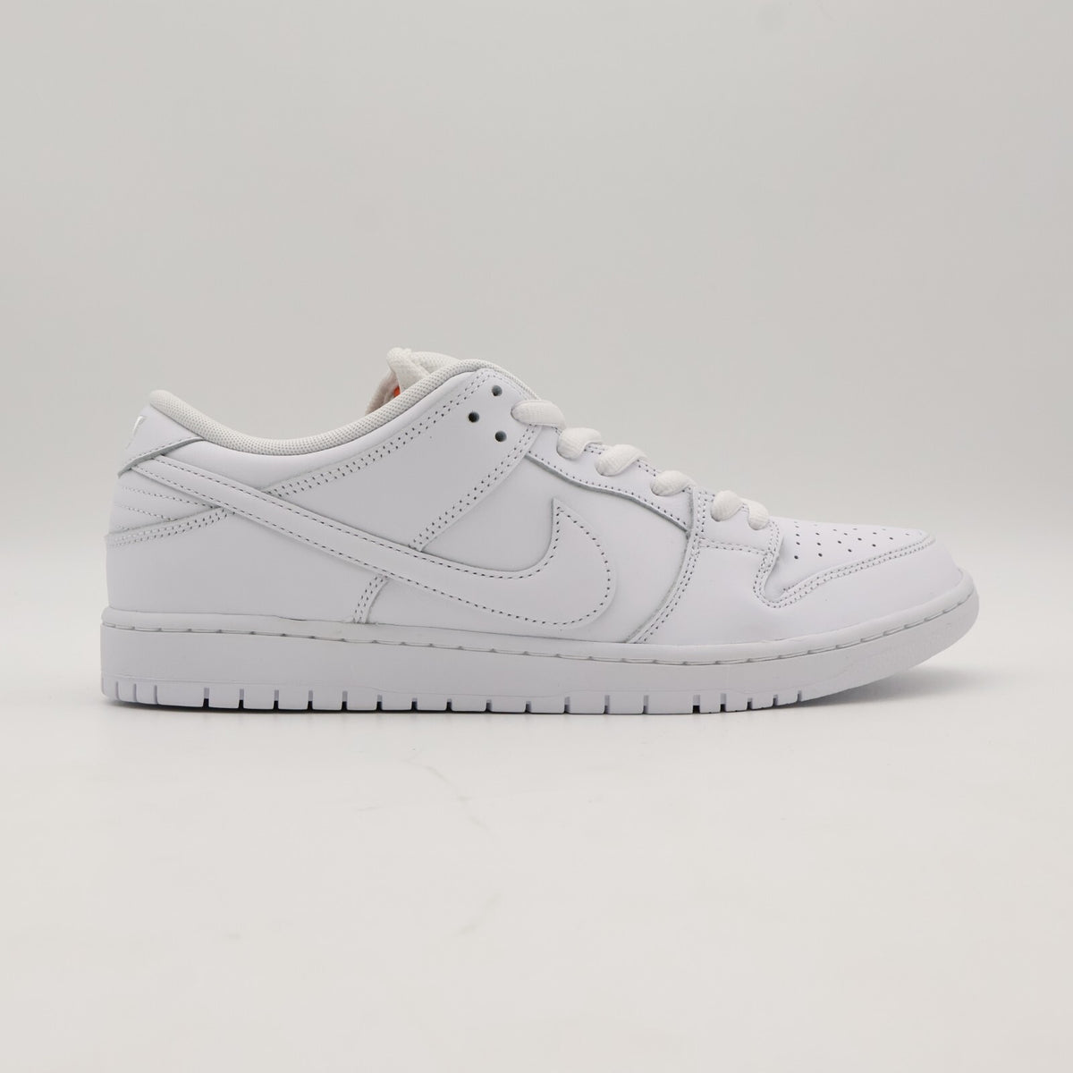 FJ1674-100 Nike SB Dunk Low Pro ISO Triple White (Men's)