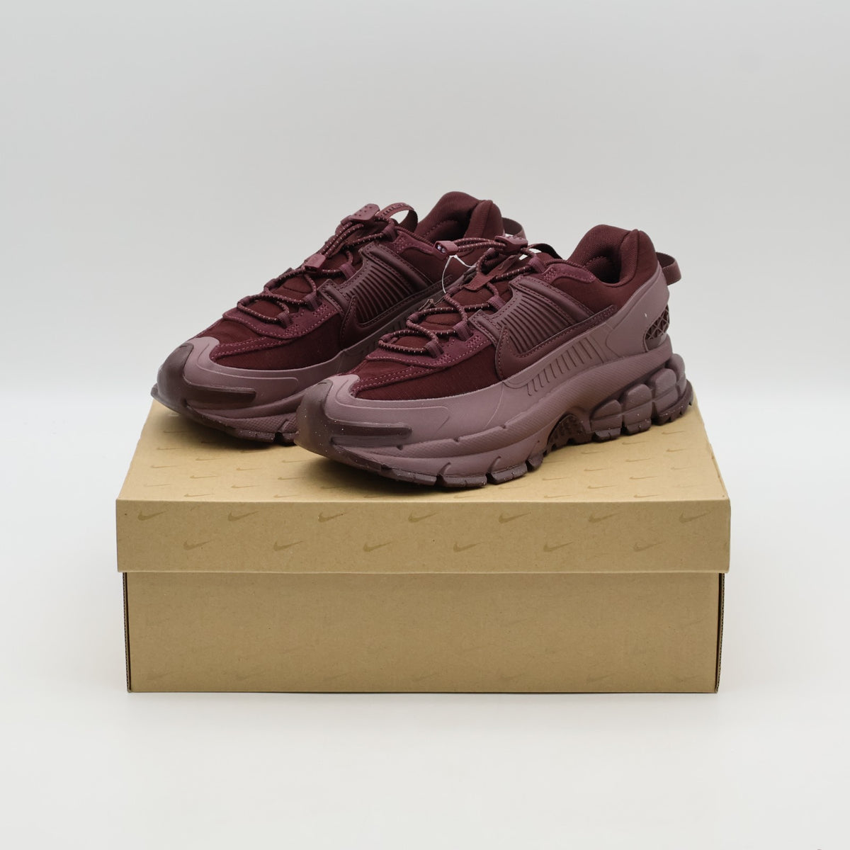 HQ2181-500 Nike Zoom Vomero Roam Tattoo Dark Team Red Racer Blue Burgun (Women's