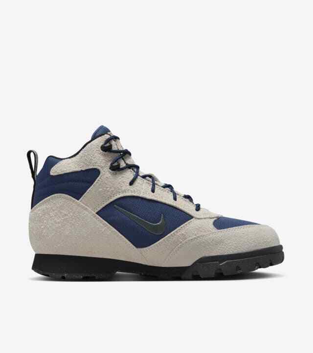 FD0212-100 Nike ACG Torre Mid Light Orewood Brown and Navy (Men's)