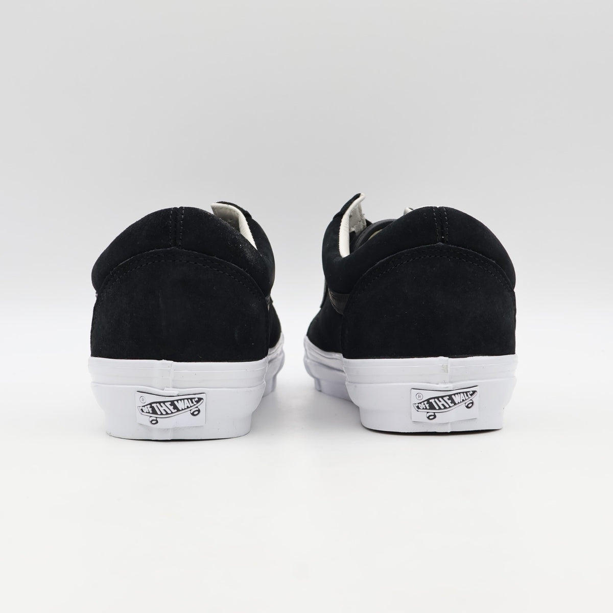 VN000D9JCJJ Vans PREMIUM OLD SKOOL PIG SUEDE BLACK (Men's)
