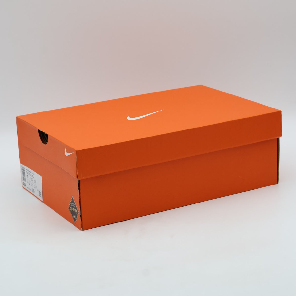 HQ7001-300 Nike Vomero 18 GORE-TEX Seaweed Cannon Volt Barely Volt (Men's)