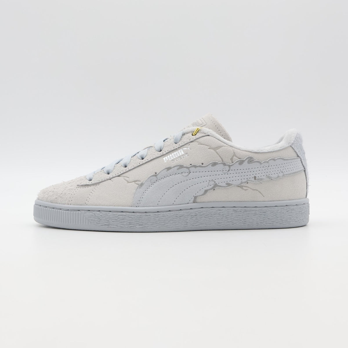 396524-01 ONE PIECE Puma Suede Luffy Gear 5 Feather Gray Platinum Gray (Men's)