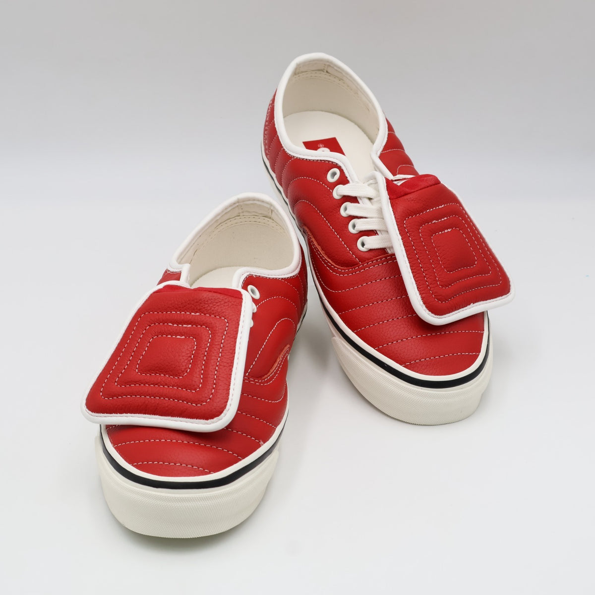 VN000Z9QIZQ Vans Premium Authentic 44 EXT "Copa Racing Red"