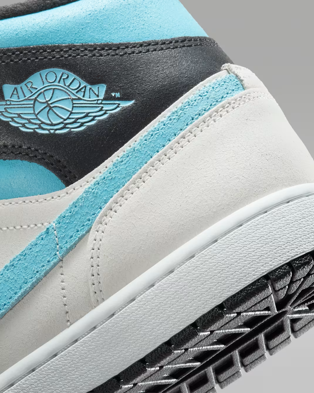 IM6567-121 Nike Air Jordan 1 Mid SE Blue Chill (Men's)