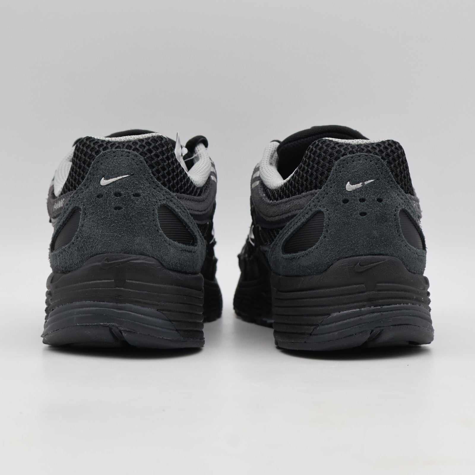 HF0015-002 Nike P-6000 SE Anthracite Chrome Metallic Silver Black (Men's)