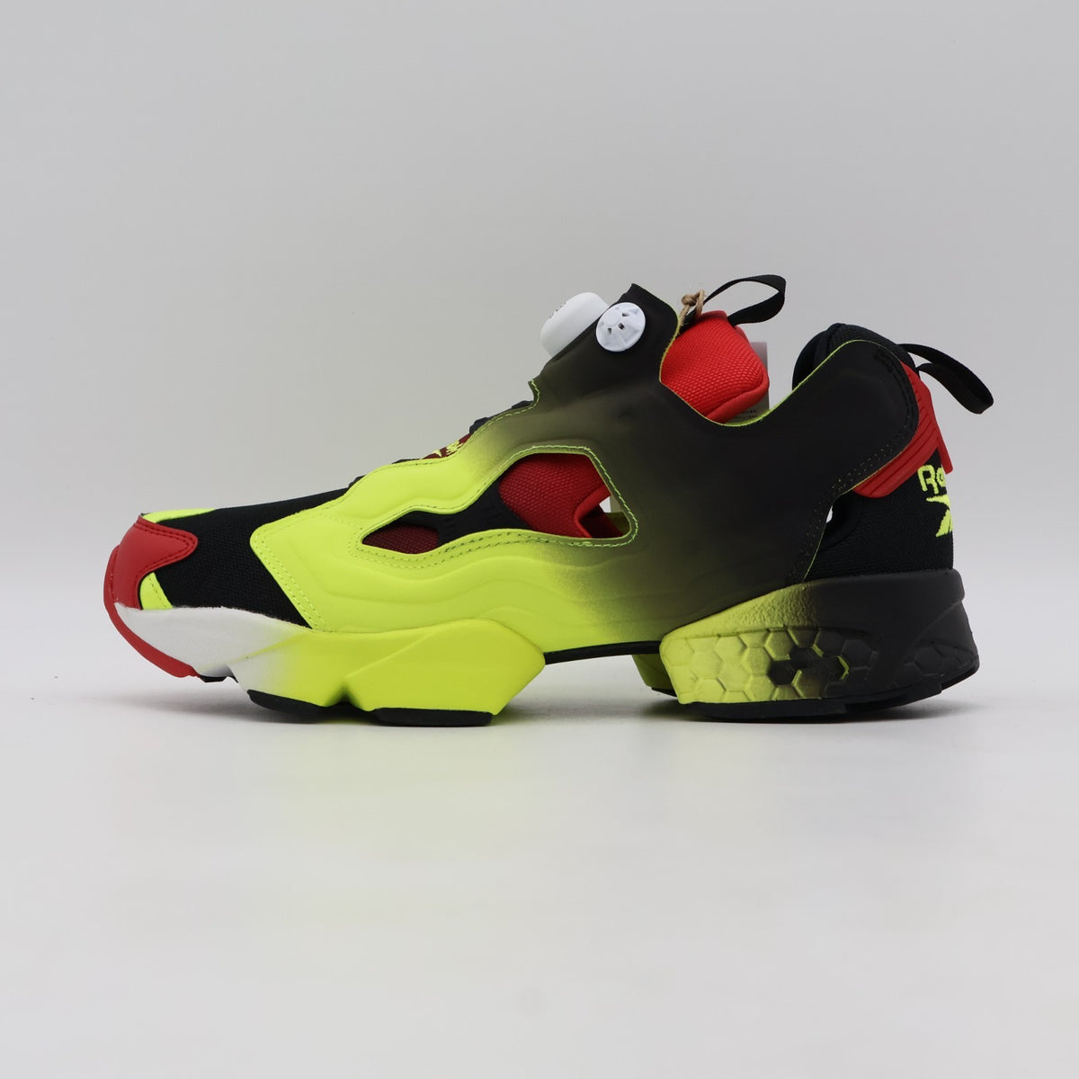 100230809 Reebok Instapump Fury 94 Vector Red (Men's)