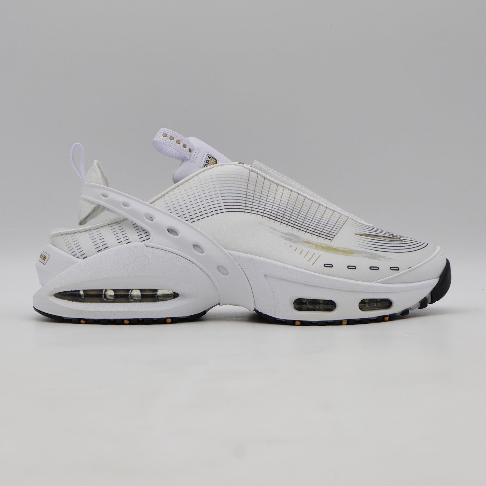 FZ2089-100 Nike Women's Air Max Craze White Metallic Gold (Women's)