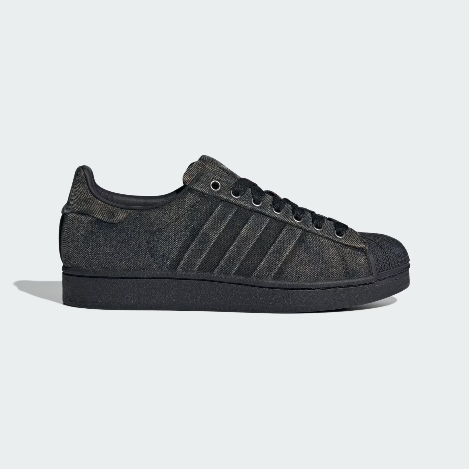 JQ3240 adidas Originals Superstar 82 Black Supplier Colour Core Black (Men's)