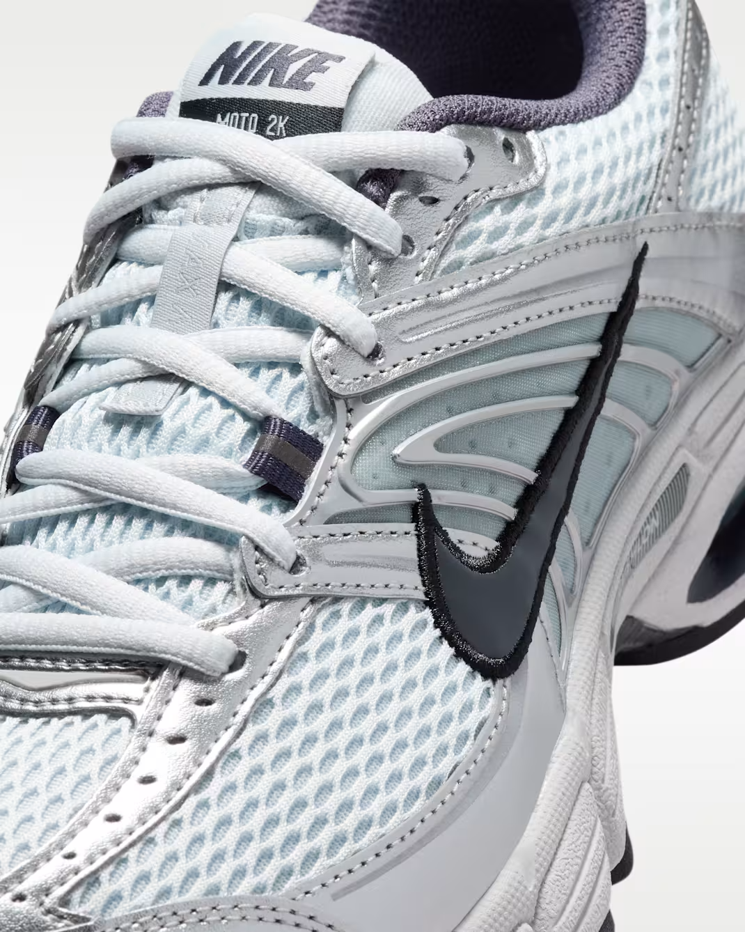 HQ2056-013 Nike Air Max Moto 2K "Pure Platinum/Metallic Silver" (Women's)