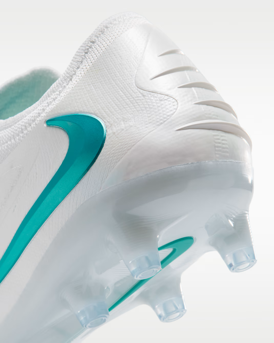 HQ2335-102 Nike Phantom 6 Low Elite "White/Dusty Cactus" (Men's)