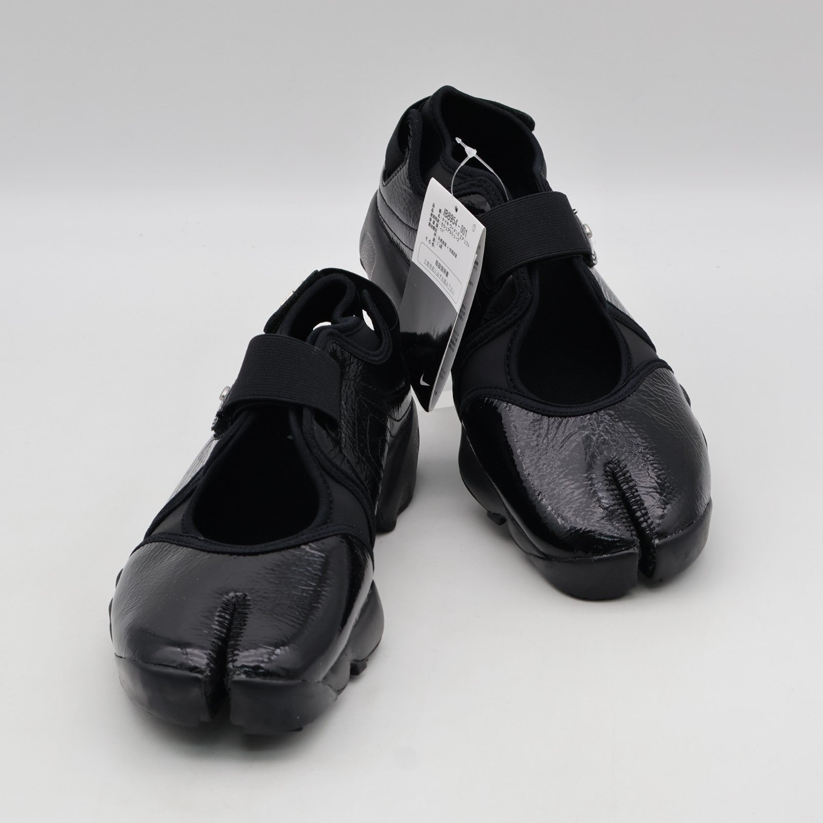 IB8954-001 Nike Air Rift Luxury Leather Black (Women's)