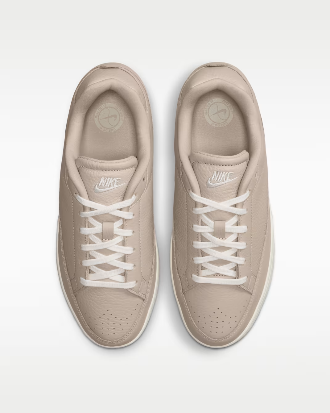 IM5955-201 Nike Tennis Center "Cream 2" (Women's)