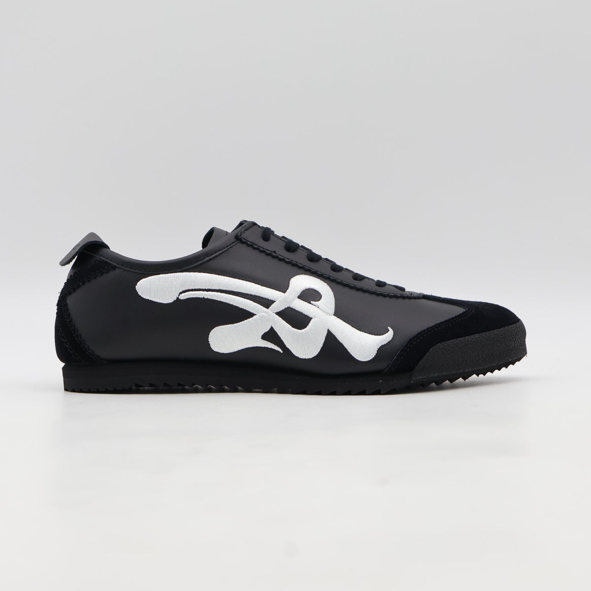 1181A628-001 Onitsuka Tiger NIPPON MADE Mexico 66 Deluxe Black/White (Men's)