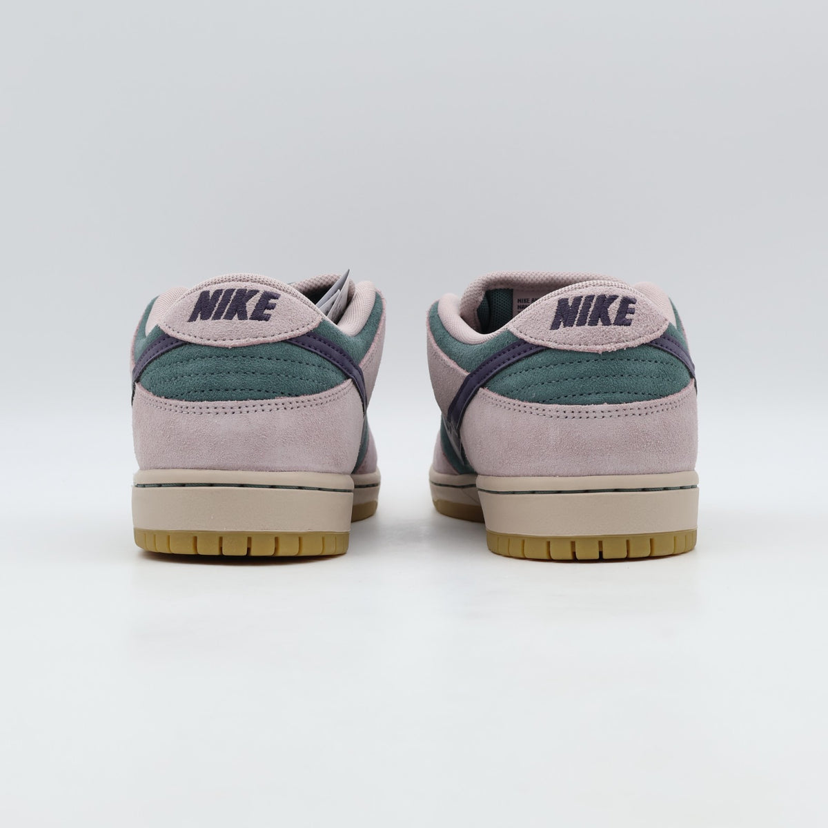HQ1625-300 Nike SB Dunk Low Pro "Mineral Slate/Particle Rose"