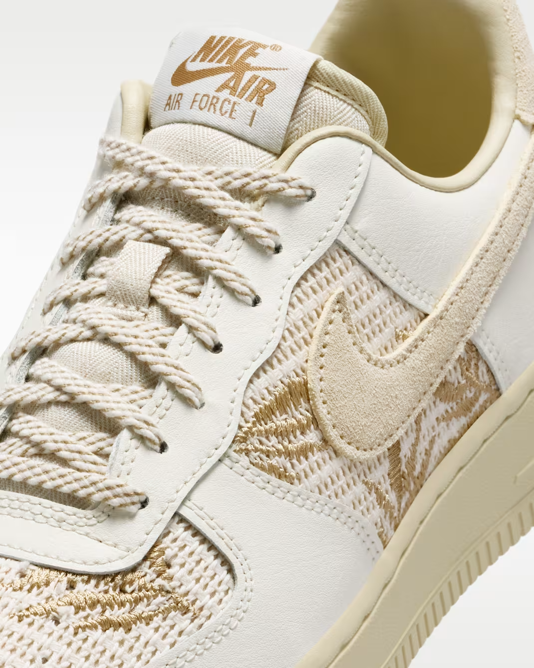 IW2347-002 Nike Air Force 1 Low Linen (Women's)