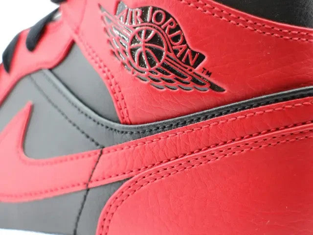 554724-074 Nike Air Jordan 1 Mid "Bred" (Men's)